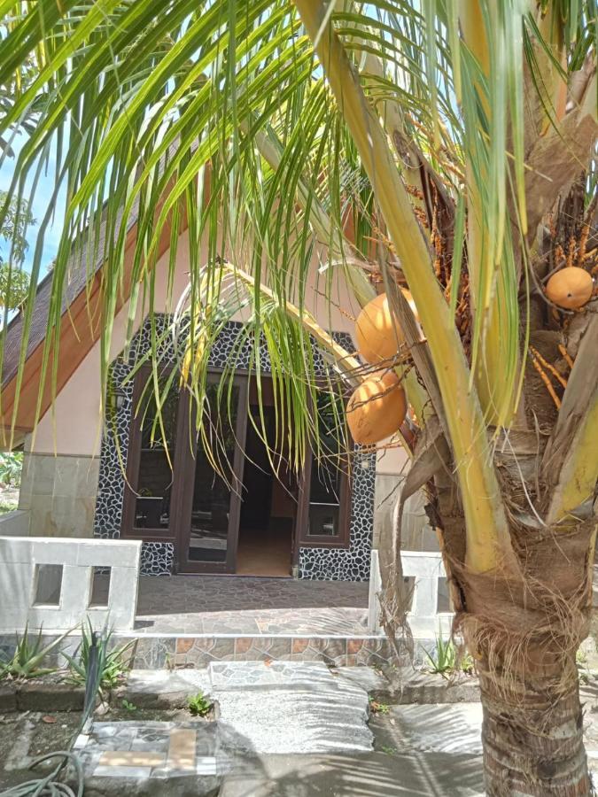 Meno Smile Cottages Gili Meno Bagian luar foto