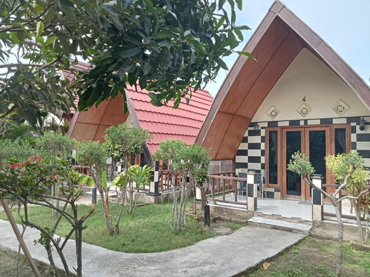 Meno Smile Cottages Gili Meno Bagian luar foto